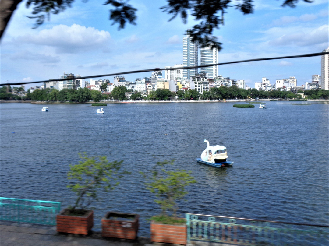 Đường Thanh Niên