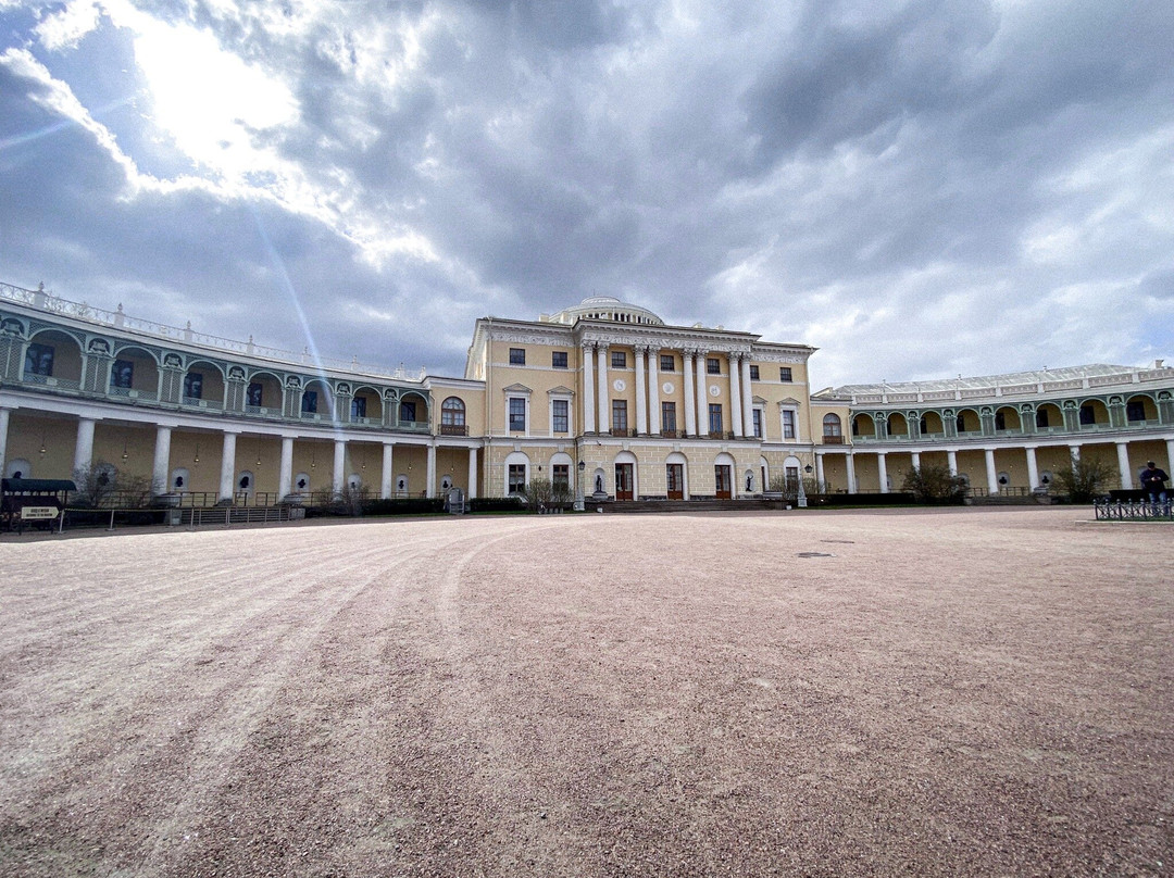 Pavlovsk Park景点图片