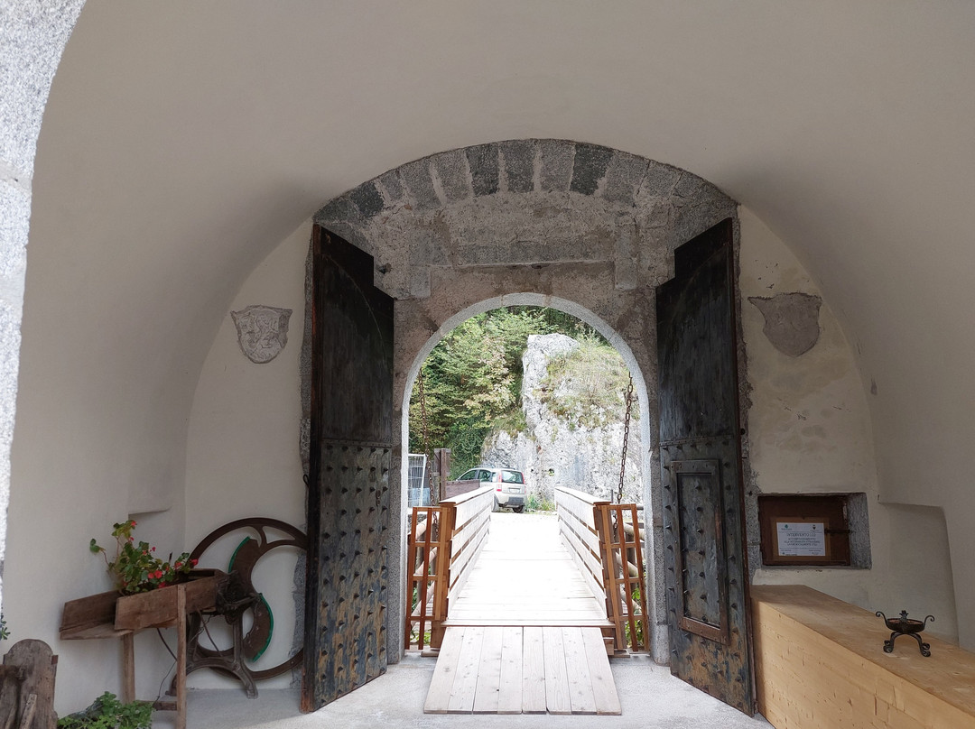 Castel San Giovanni景点图片