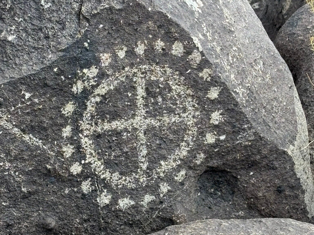 Three Rivers Petroglyph Site-Tularosa必去景点