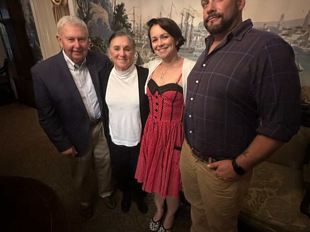 Monmouth Historic Inn主图