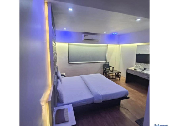 Hotel Vinyasa Residency