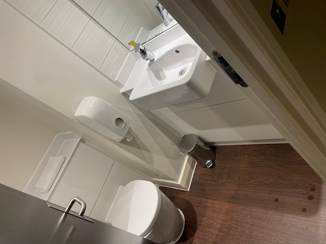 Premier Inn Gloucester (Longford) hotel