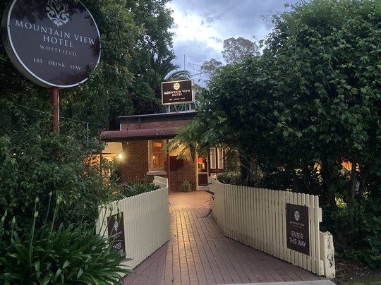 Mountain View Hotel主图