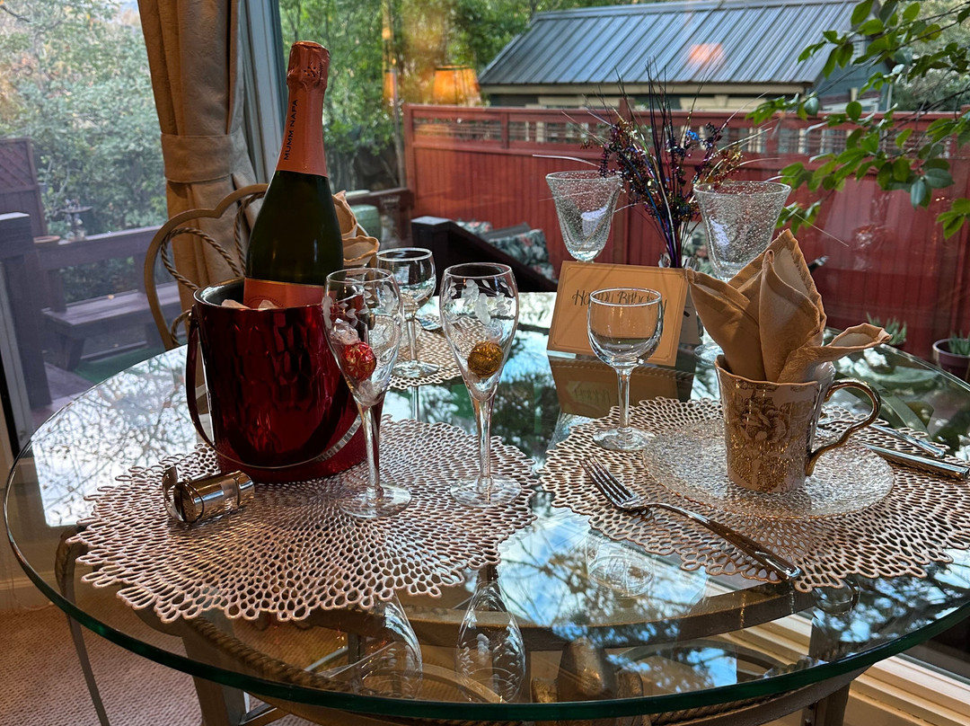 Potter's Foothill House B&B主图