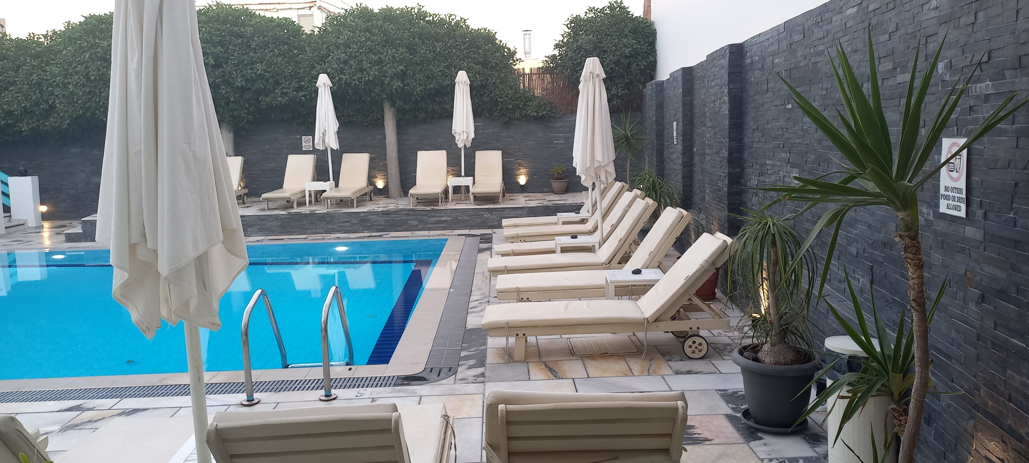 Santellini Hotel-泳池