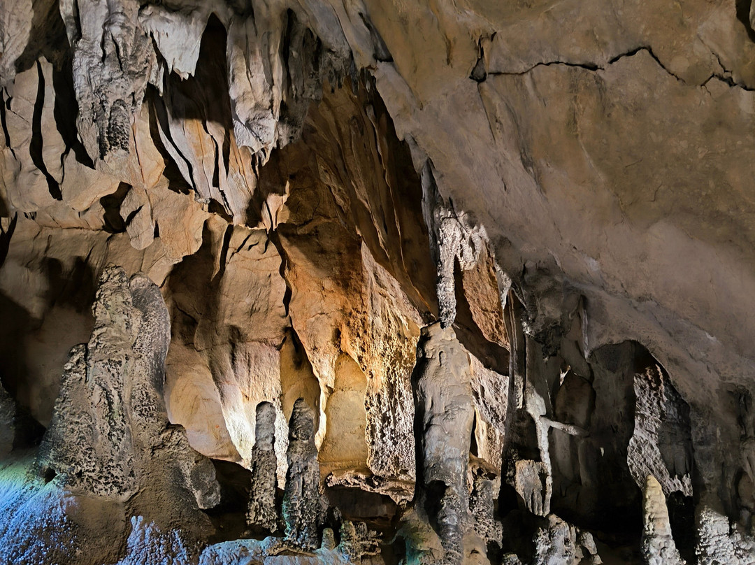 Cerovac Caves景点图片