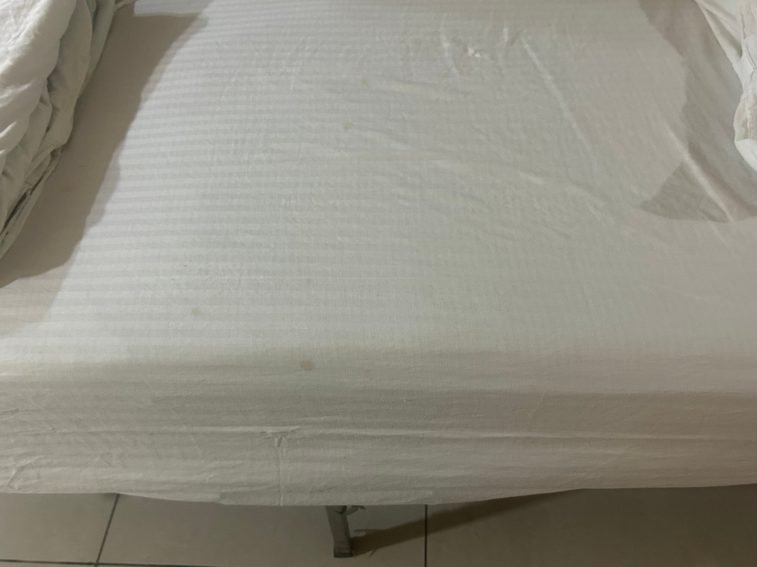 盖特威尊驰酒店主图