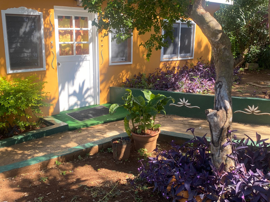 Beyond Sunset Resort and Villas主图