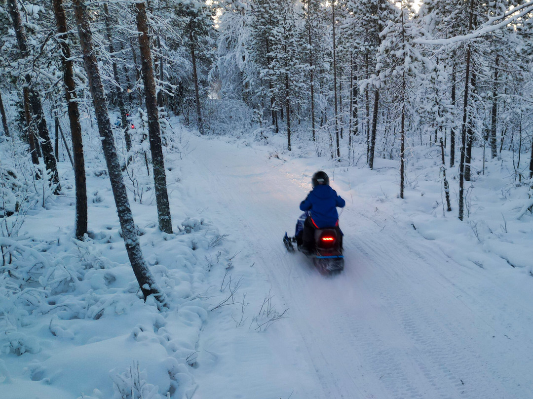 Vmax Rentals-Levi必去景点
