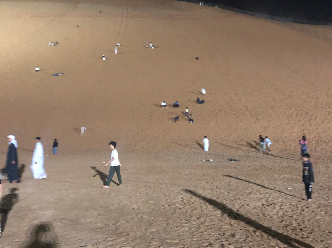 Moreeb Dune-利瓦绿洲必去景点