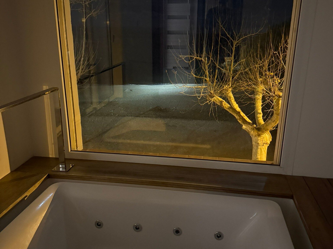 Les Elmes Hotel & Spa主图