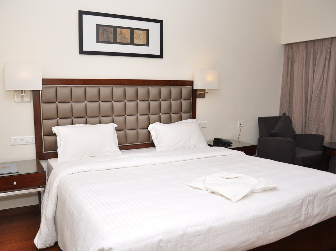 The Regency Hotel主图