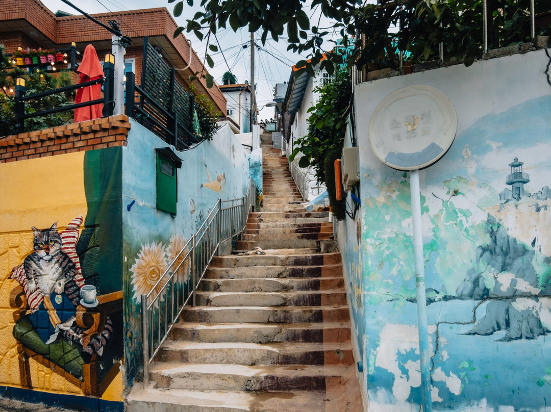 Gosodong Wall Painting Village-丽水市必去景点