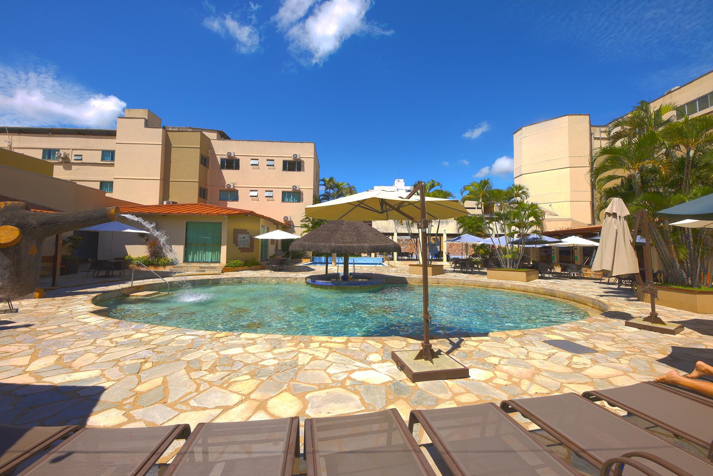 Rio das Pedras Thermas Hotel-泳池