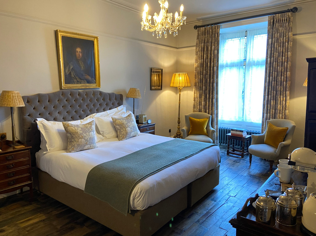 THE PIG - at Combe主图