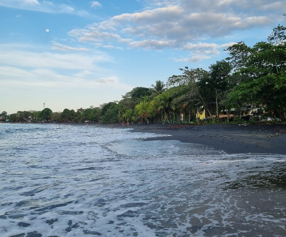 Playa Negra景点图片
