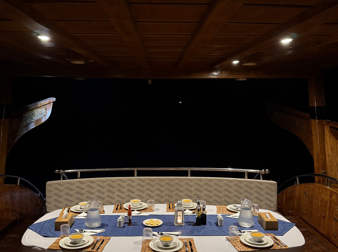 Musandam Sea Adventure Travel and Tourism-海塞卜必去景点