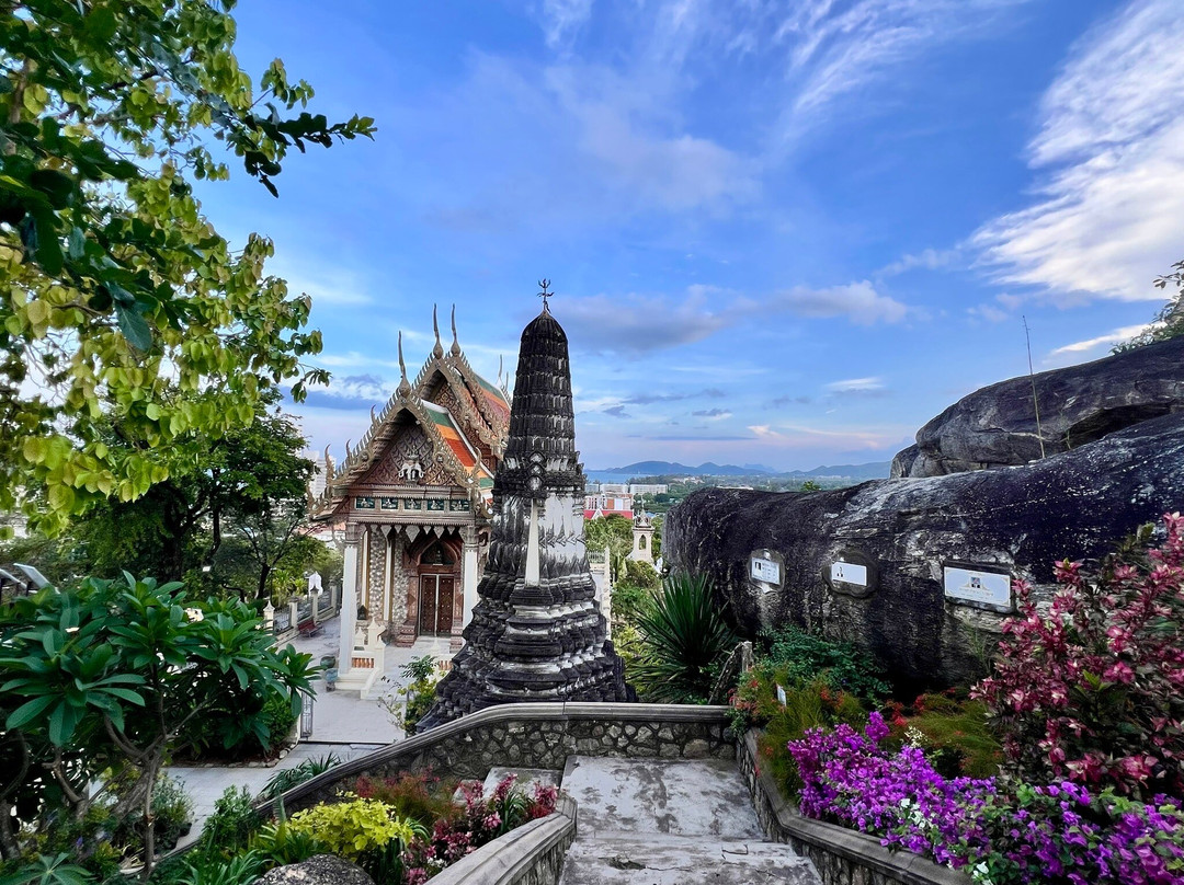 Wat Khao Krailart-Nong Kae必去景点
