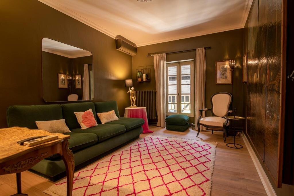 Les Suites Du Midi主图