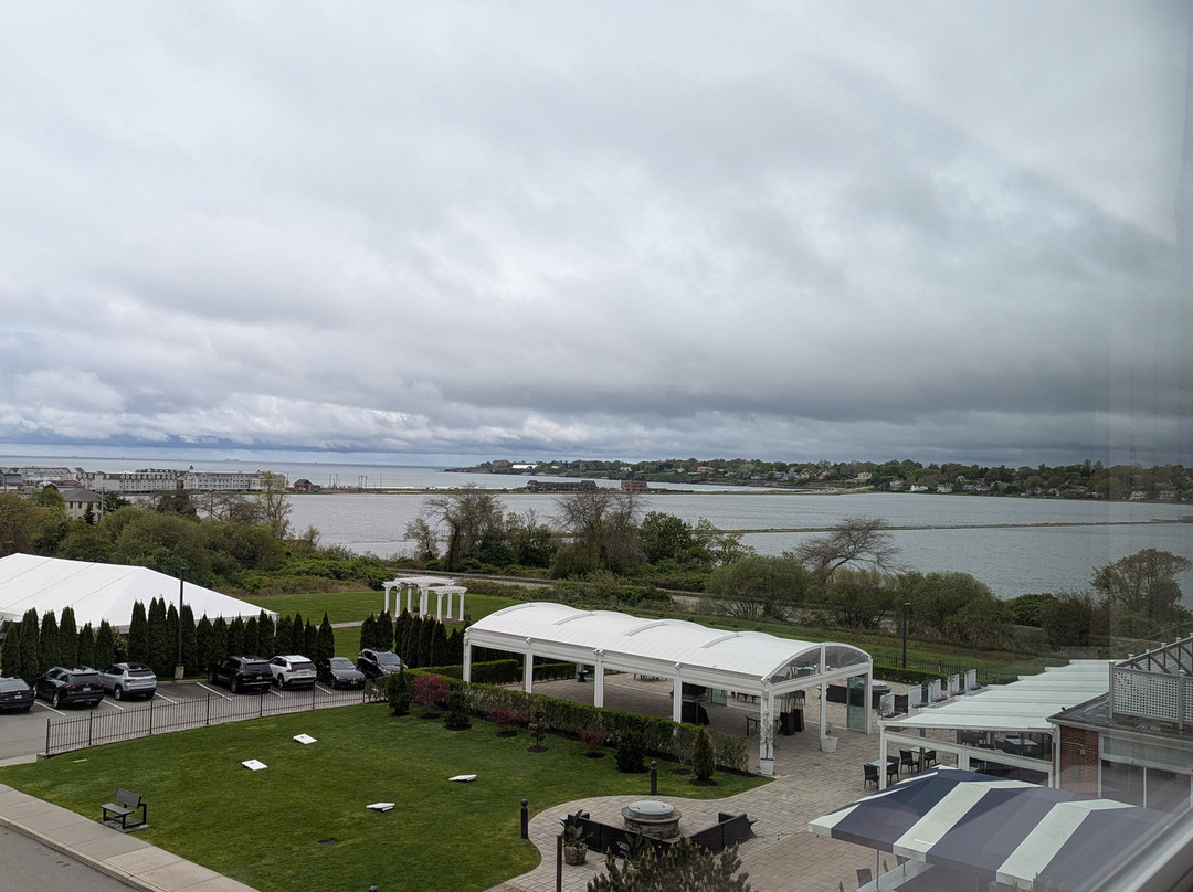 Wyndham Newport Hotel主图