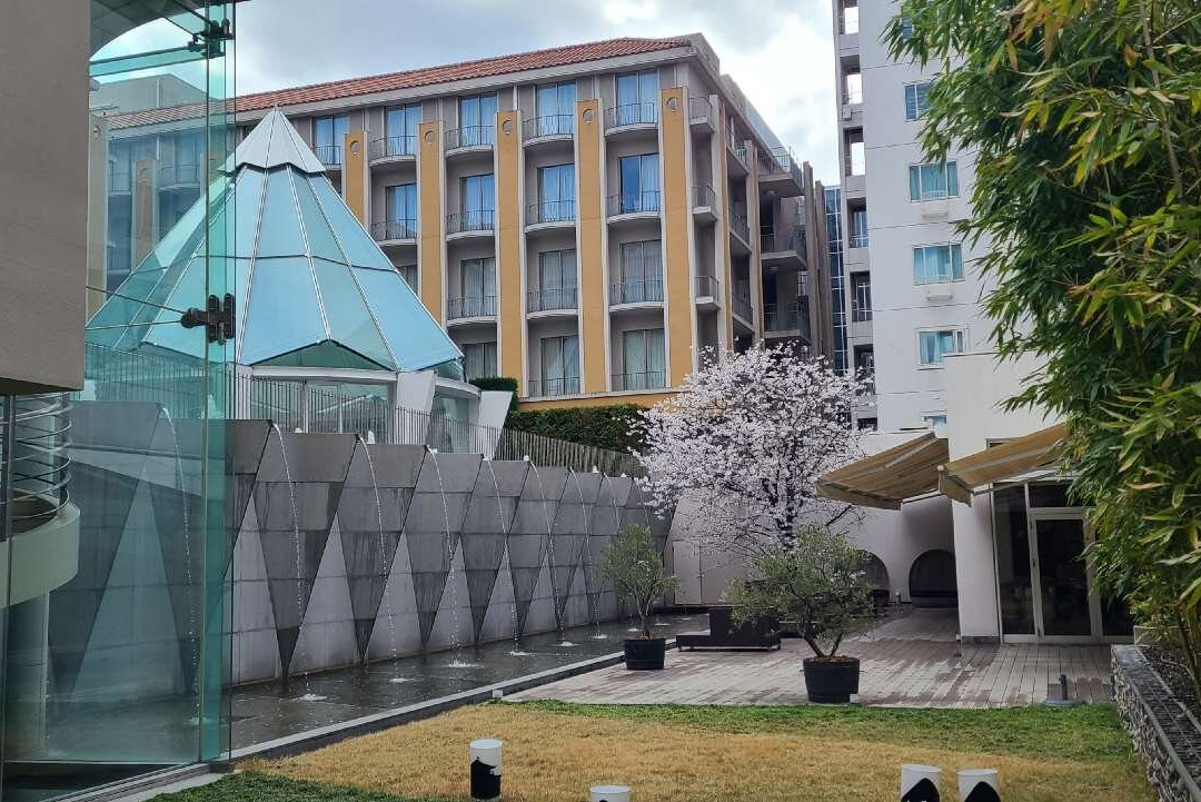 新・都酒店主图