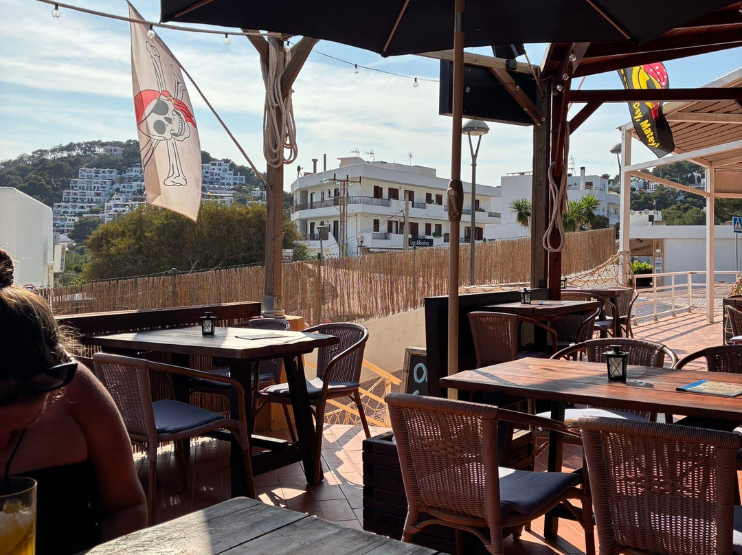 The Pirate Bar-Cala Llonga必去景点