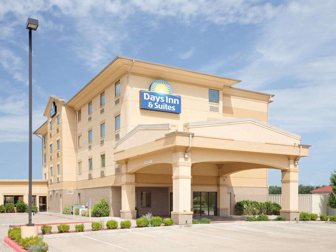 Russellville酒店住宿-Days Inn & Suites by Wyndham Russellville