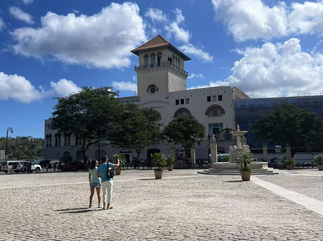 San Francisco de Asis Square-哈瓦那必去景点