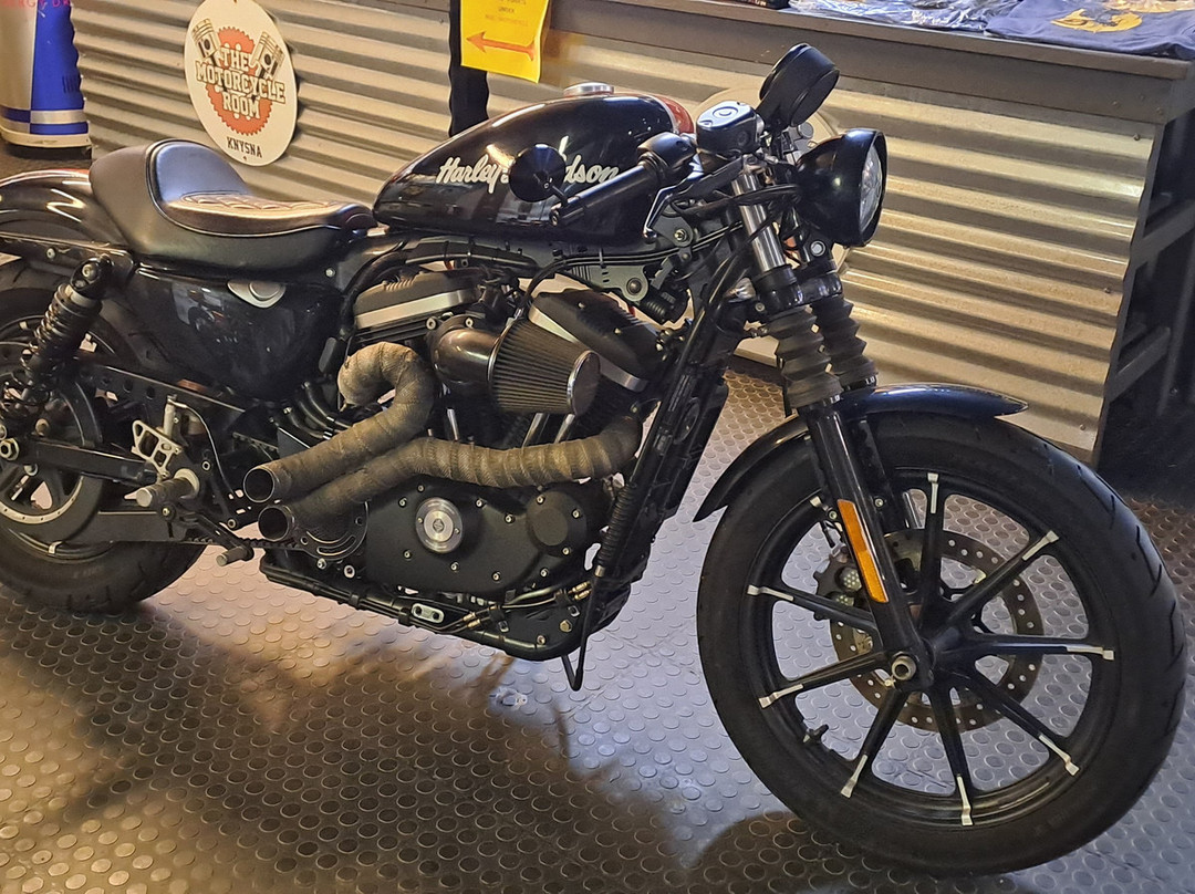 The Motorcycle Room-克尼斯纳必去景点