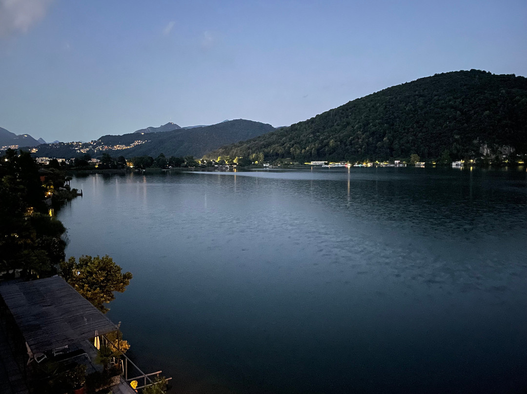 Tresa Bay Hotel主图