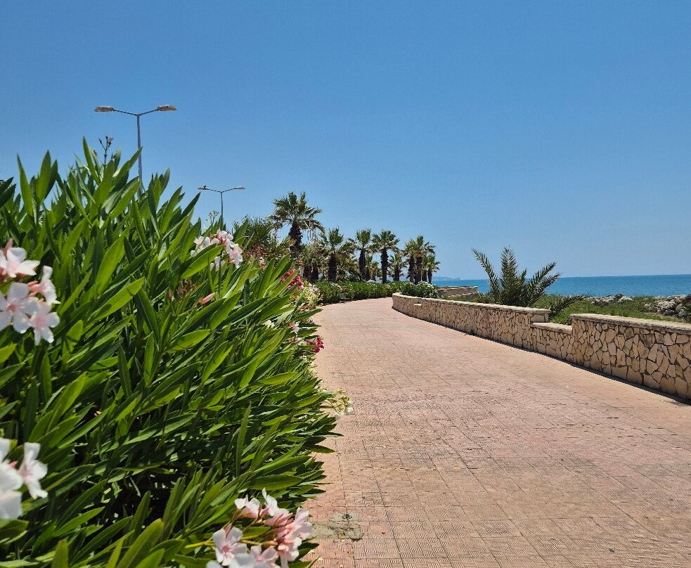 Lungomare Falcone - Borsellino-San Leone必去景点