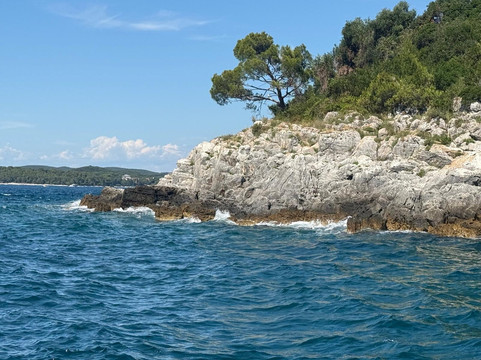 Arnanka excursions-罗维尼必去景点