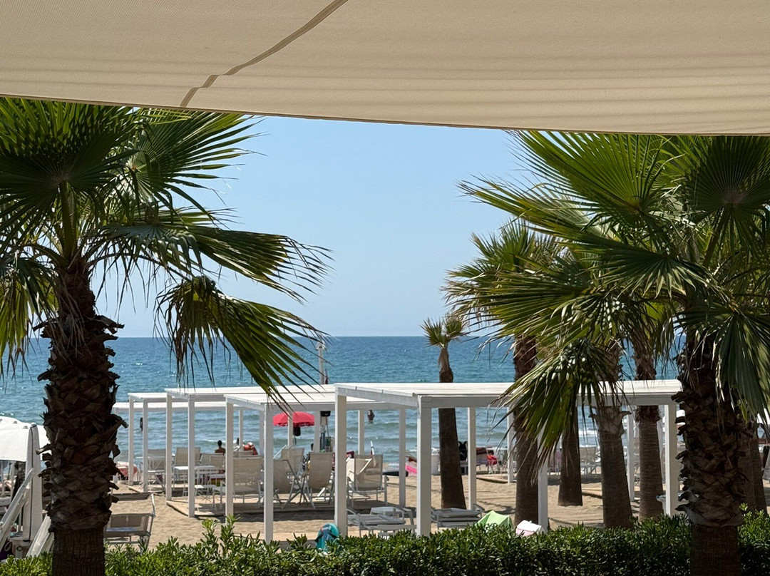 Lido Mediterraneo Beach-Paestum必去景点