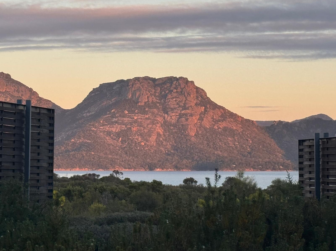 萨费里夫雷森酒店主图