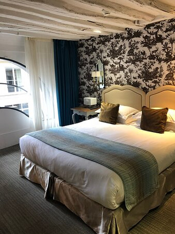 法瓦尔公馆酒店主图