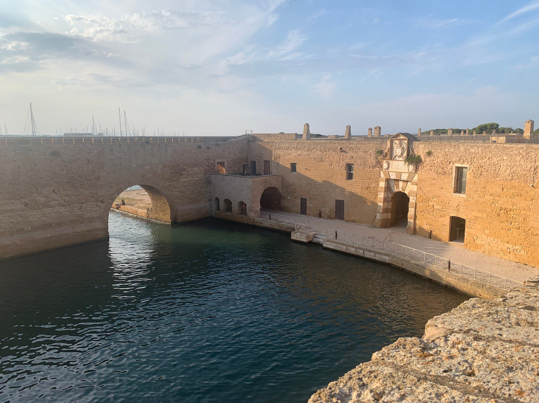 Castello Aragonese-布林迪西必去景点