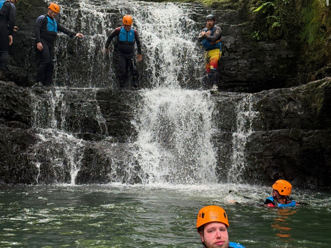 Encounter Adventure-Pontneddfechan必去景点