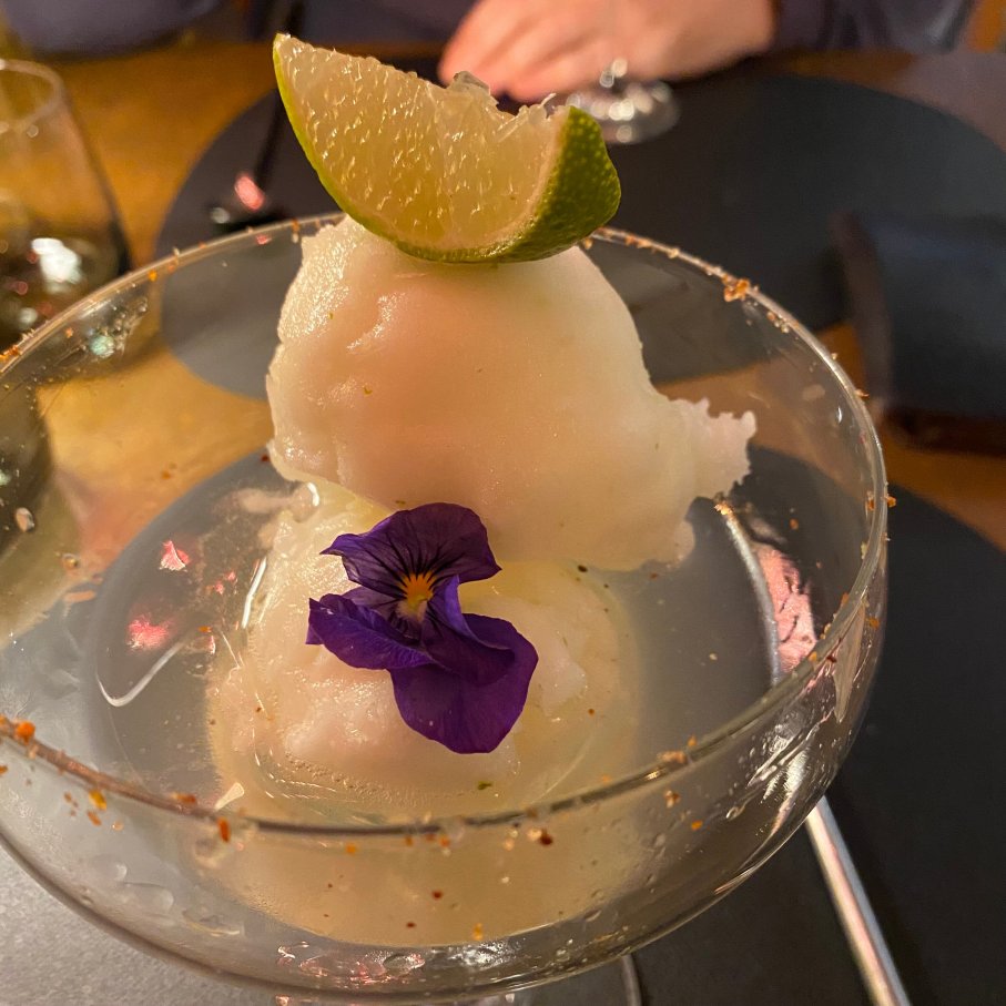 梅尔巴酒店-官方