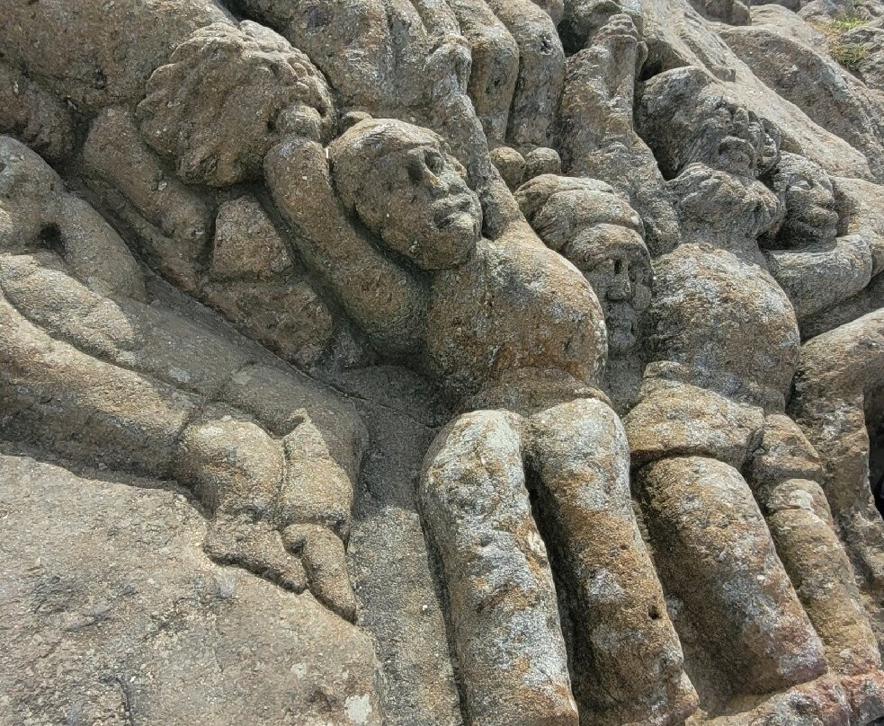 Les Rochers Sculptes-圣马洛必去景点