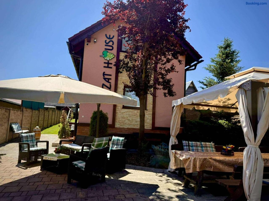 Velky Krtis酒店住宿-Ezathouse Devicie