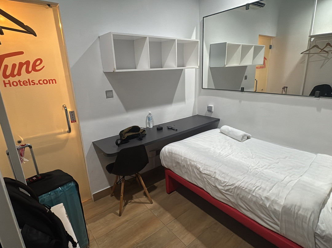 调雪邦酒店主图