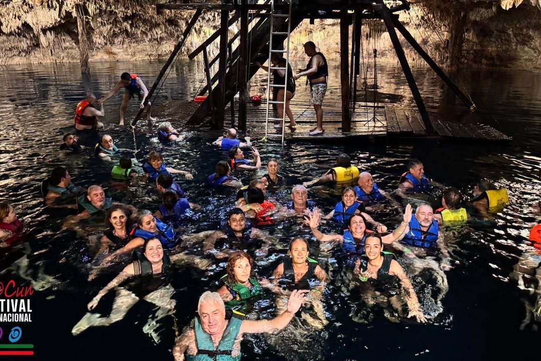 Cenotes Kin-Ha-从莫雷洛斯港必去景点