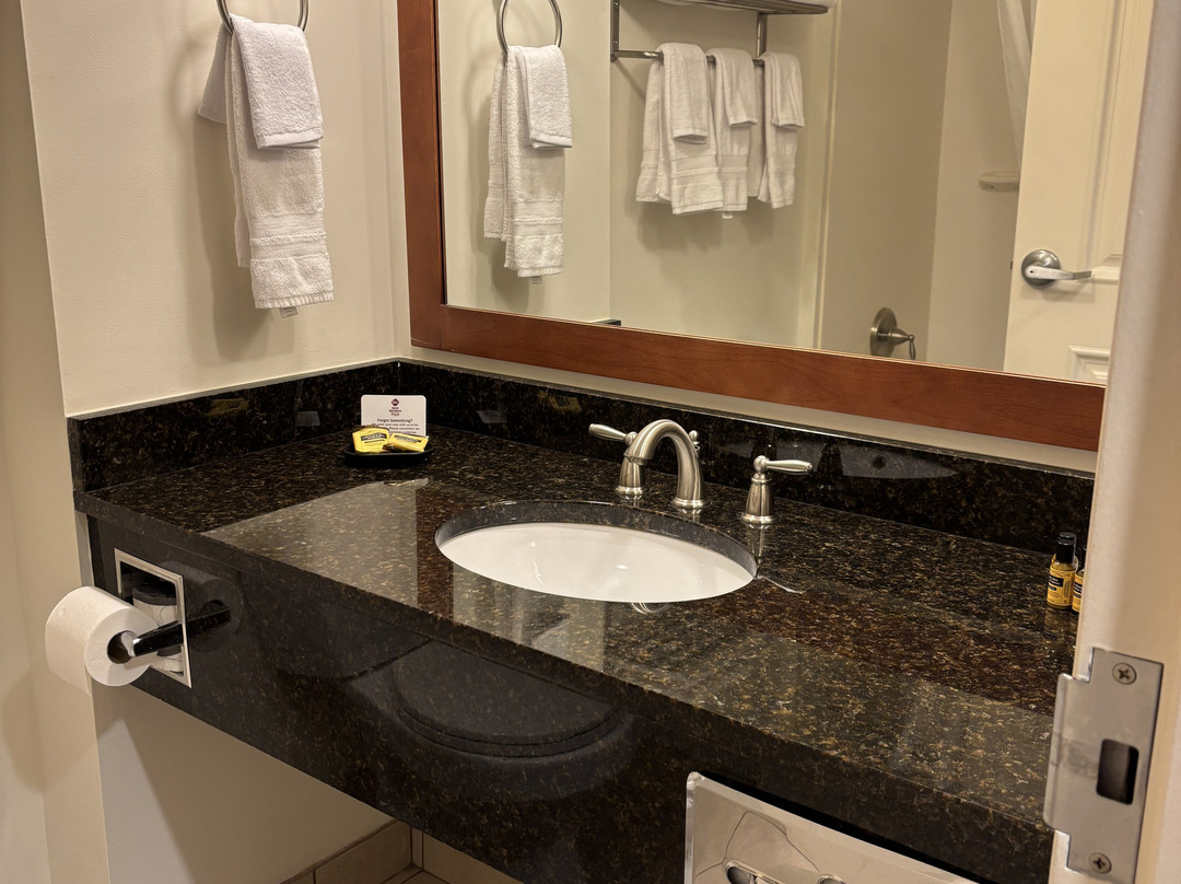 Best Western Plus Westgate Inn & Suites主图