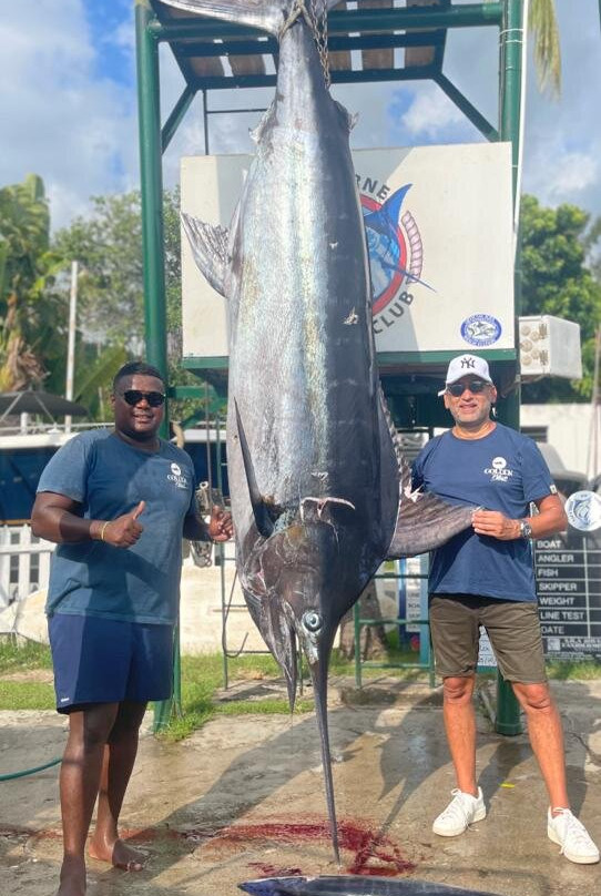 Golden Wave Charters - Big Game Fishing - IGFA - Captain Victor Pelletier-弗力克昂弗雷克必去景点