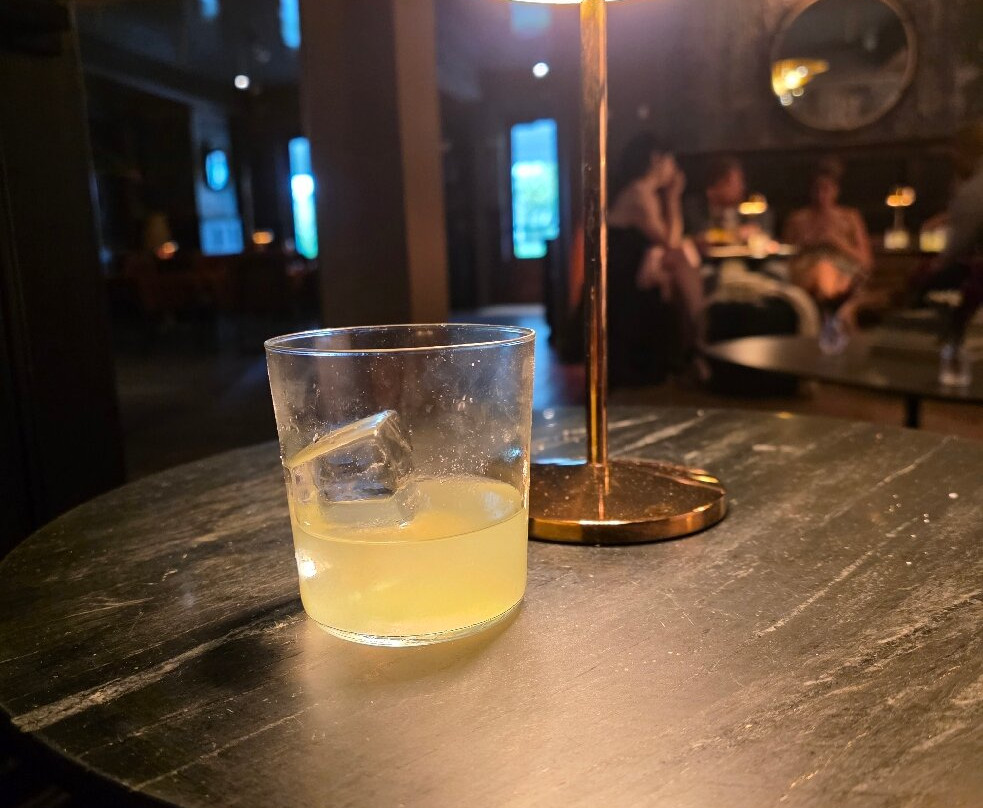 The St. Laurent Social Club & Guest Rooms主图