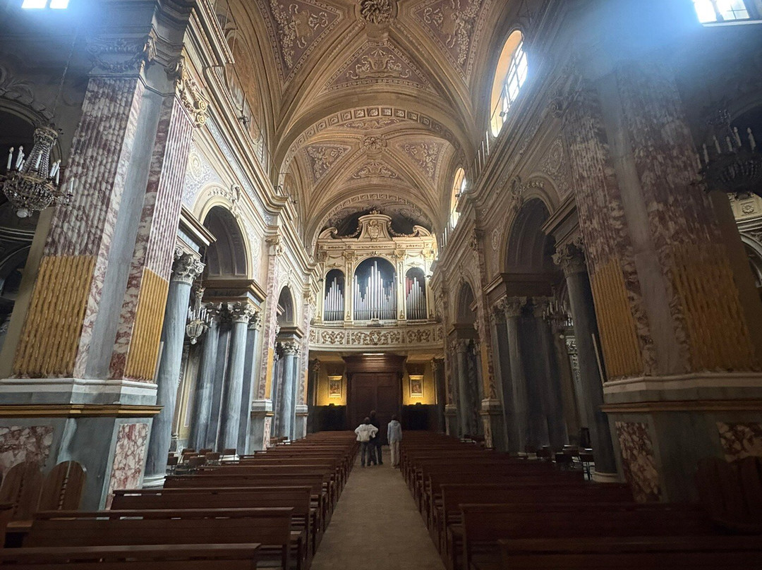 Cattedrale di Santa Maria Assunta-Ivrea必去景点