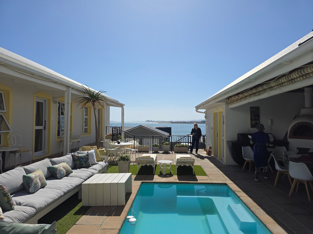 Gordon's Beach Lodge主图