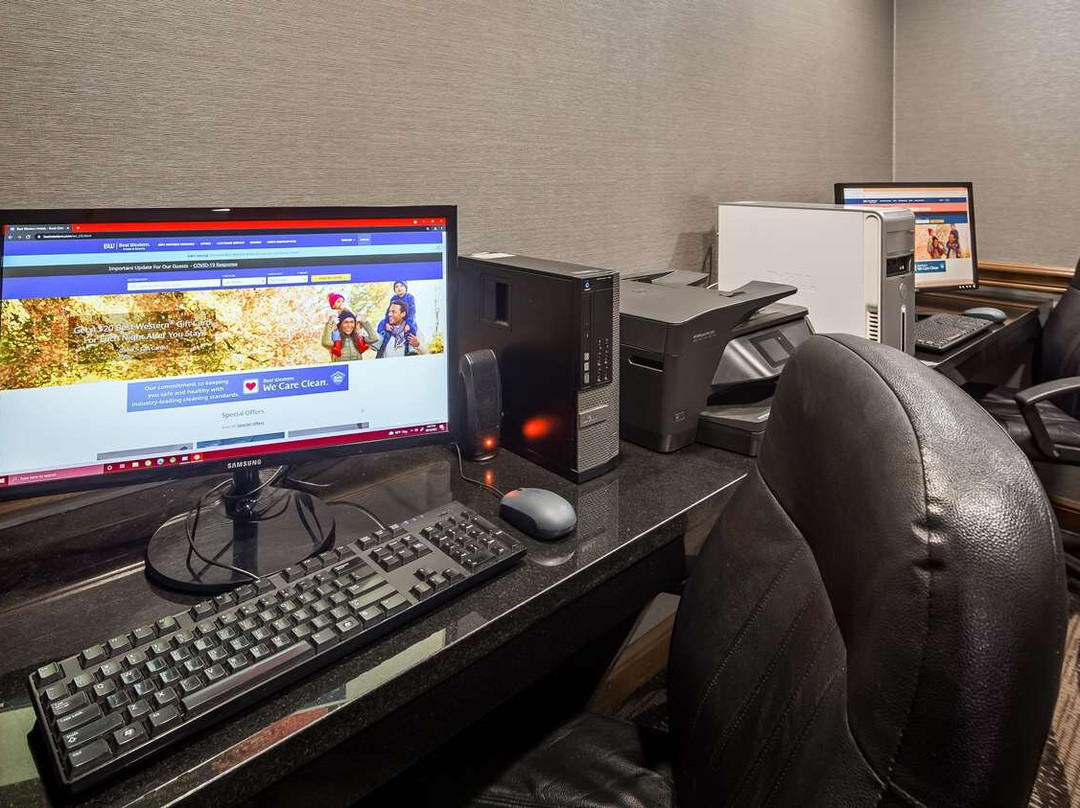 贝斯特韦斯特普勒斯北坎通旅馆&套房酒店主图