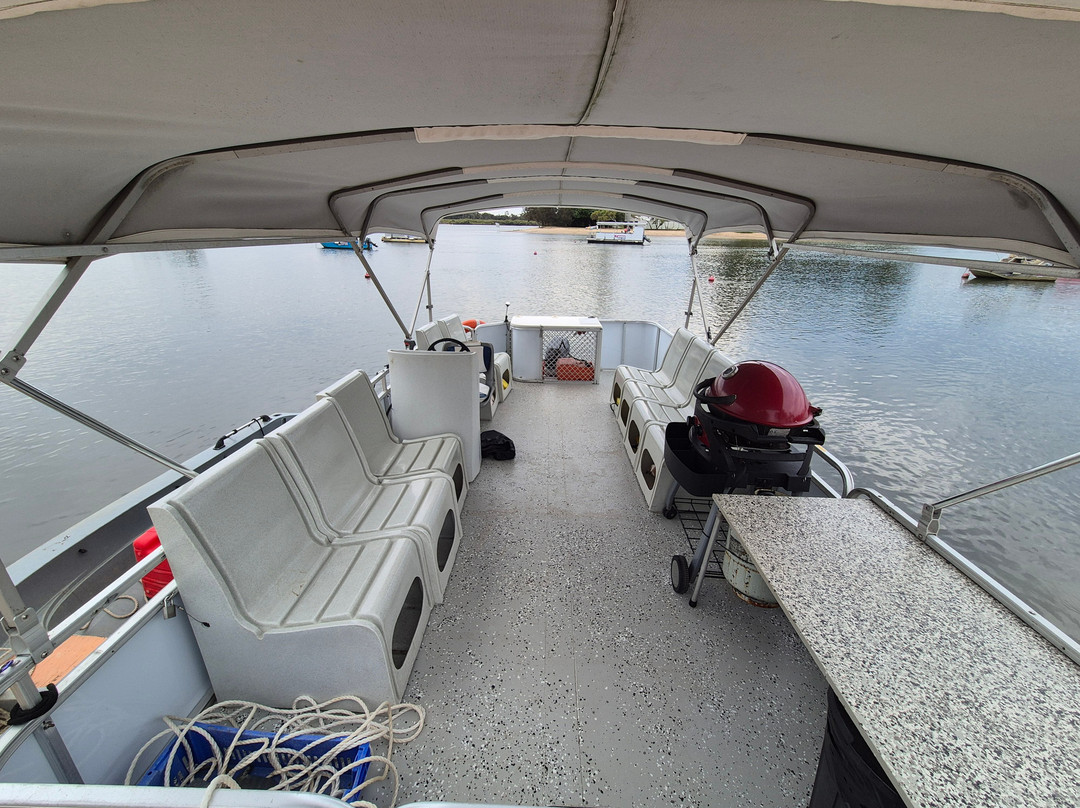 Swan Boat Hire-Maroochydore必去景点